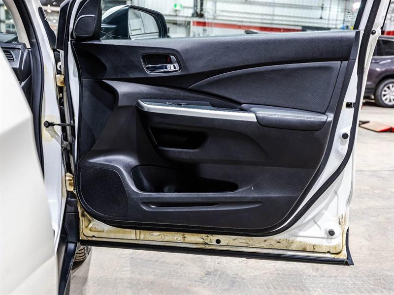 2016 Honda CR-V - Image 17