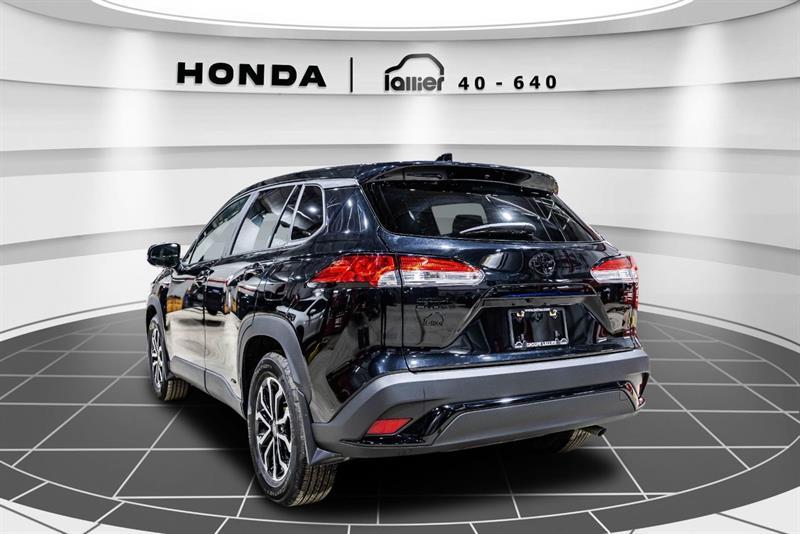 2023 Toyota Corolla - Image 5