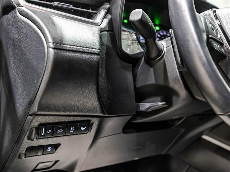 2023 Toyota Corolla - Image 20