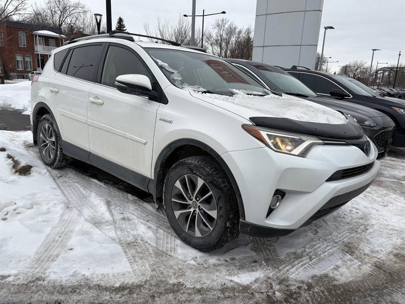 2018 Toyota RAV4 - Image 2