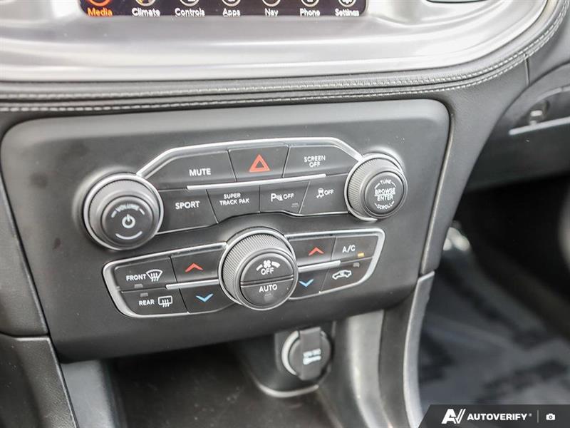 dodge Charger 2023 - 16