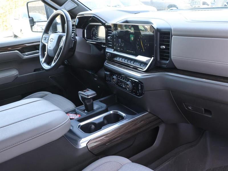 chevrolet Silverado 1500 2025 - 12