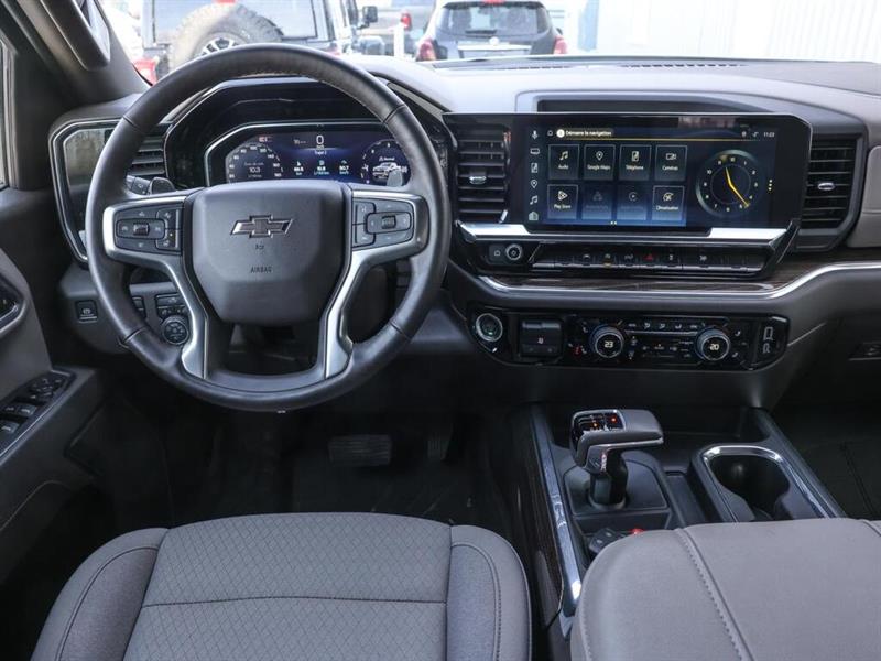 chevrolet Silverado 1500 2025 - 13