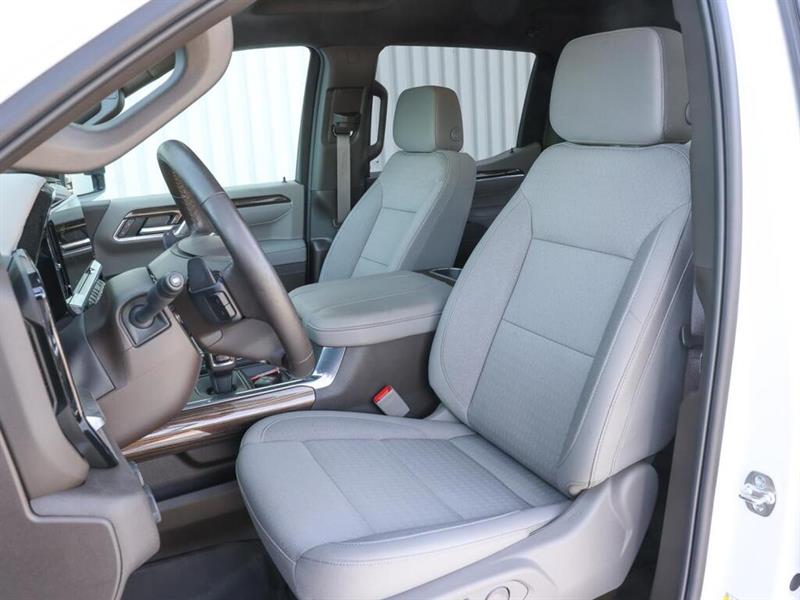 chevrolet Silverado 1500 2025 - 21