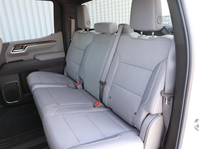 chevrolet Silverado 1500 2025 - 23