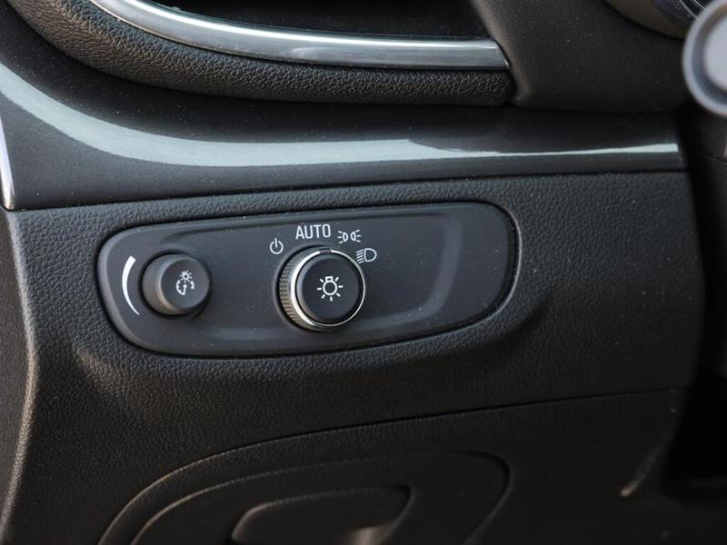 buick Encore 2021 - 23