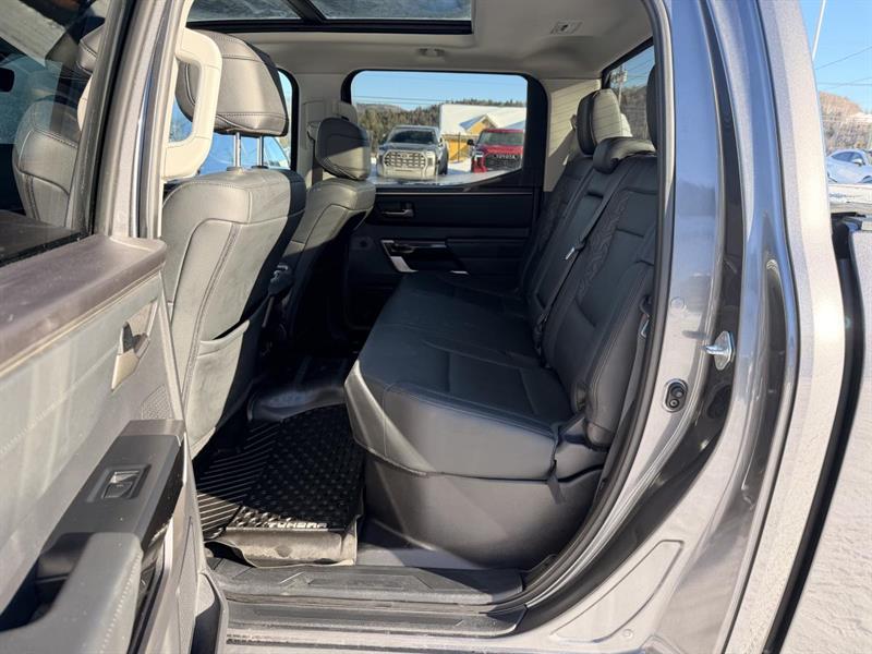 toyota Tundra 2023 - 11