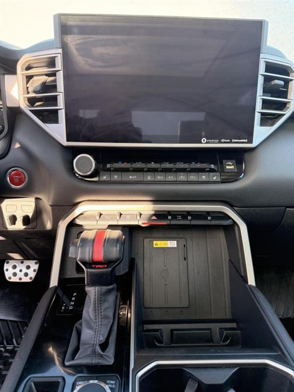 toyota Tundra 2023 - 16