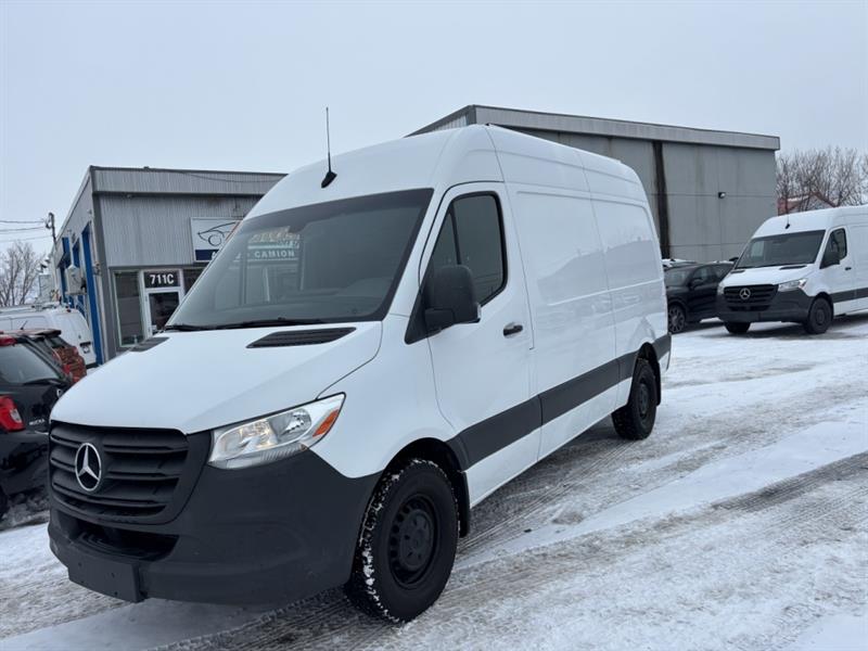 mercedes-benz Sprinter fourgonnette utilitaire 2021