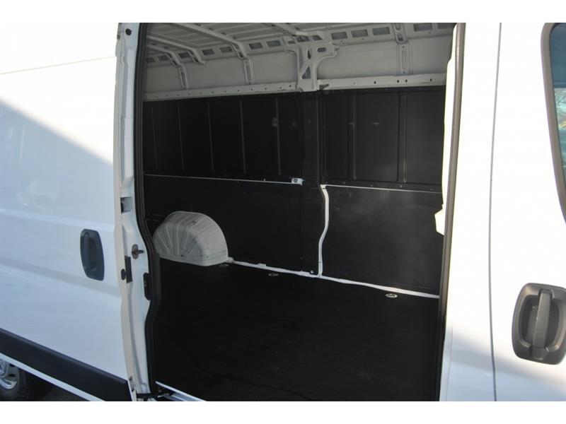 2023 Ram ProMaster - Image 19