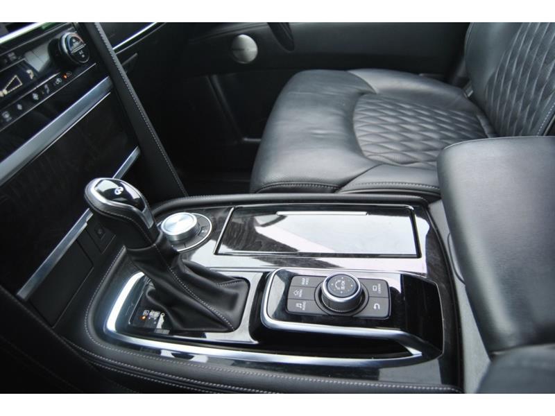 2024 Infiniti QX80 - Image 25