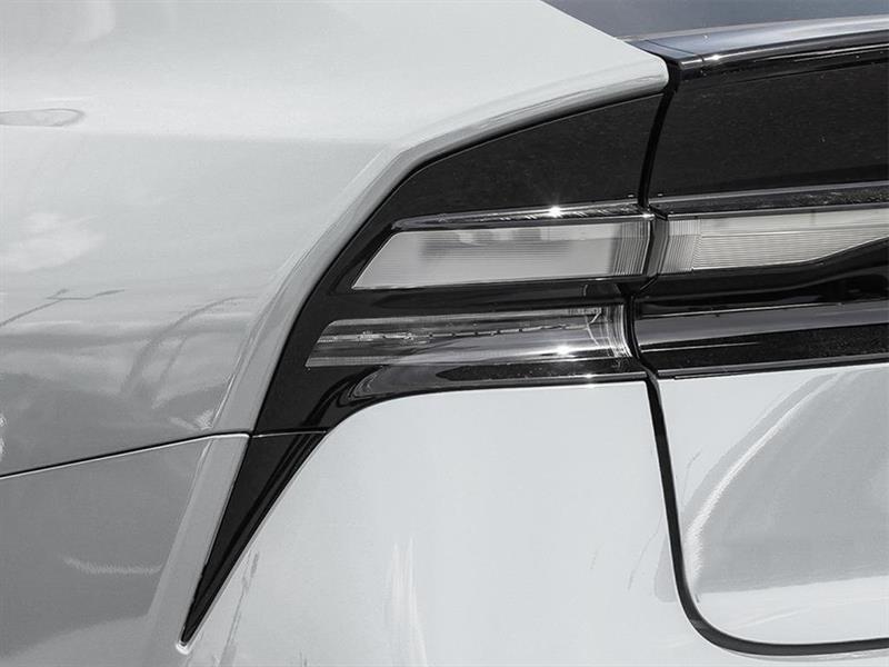 2026 Toyota Prius - Image 10