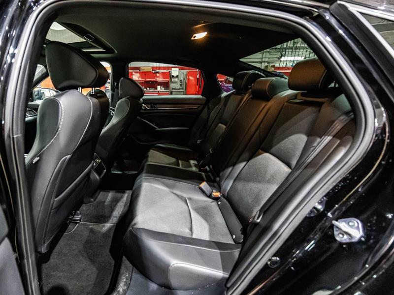 2022 Honda Accord - Image 13