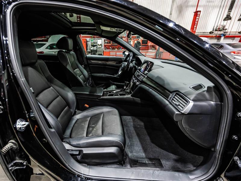 2022 Honda Accord - Image 17