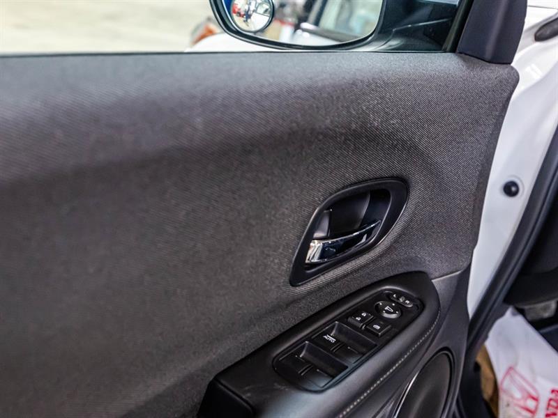 2020 Honda HR-V - Image 11