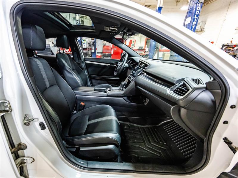 2019 Honda Civic - Image 18