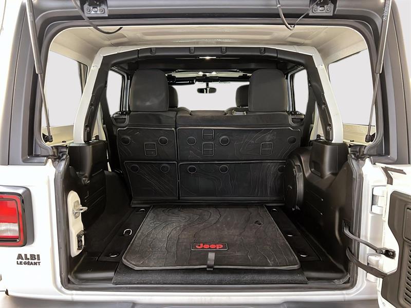 jeep Wrangler 2023 - 12