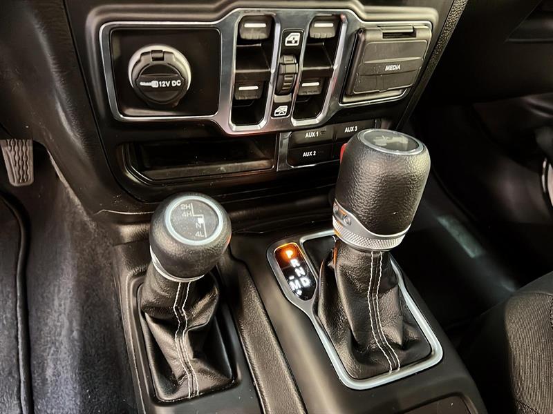 jeep Wrangler 2023 - 13