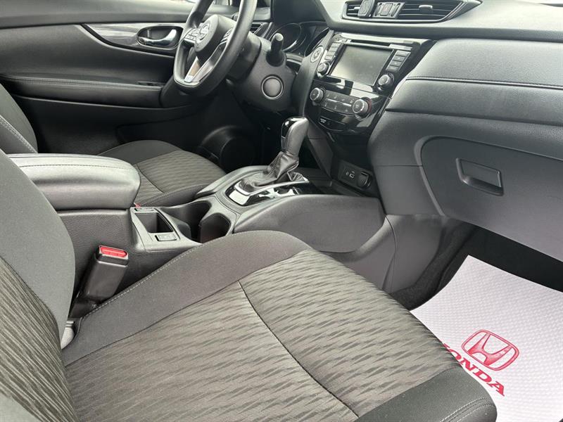 nissan Rogue 2020 - 19