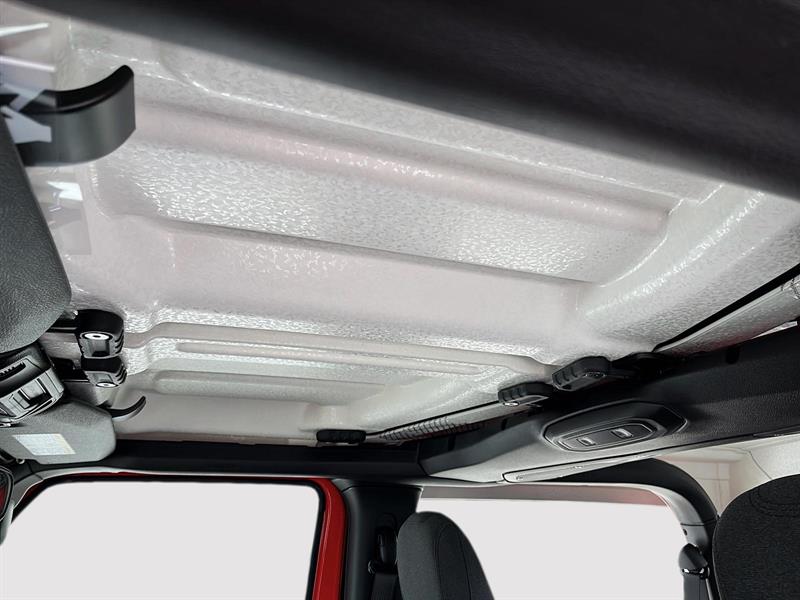jeep Wrangler 2026 - 26