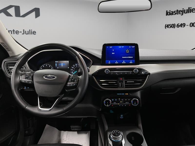 ford Escape 2022 - 14
