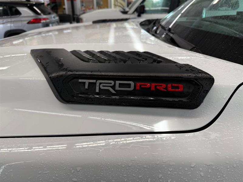 toyota Tundra 2023 - 11