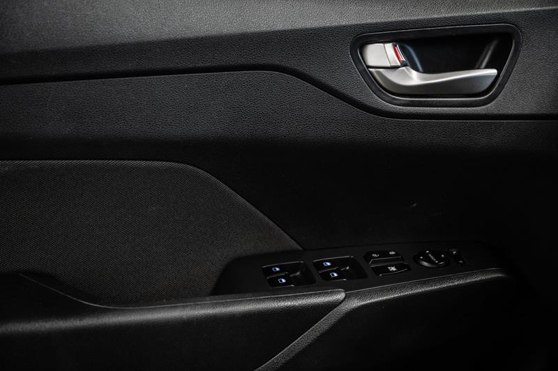 hyundai Accent 2020 - 17