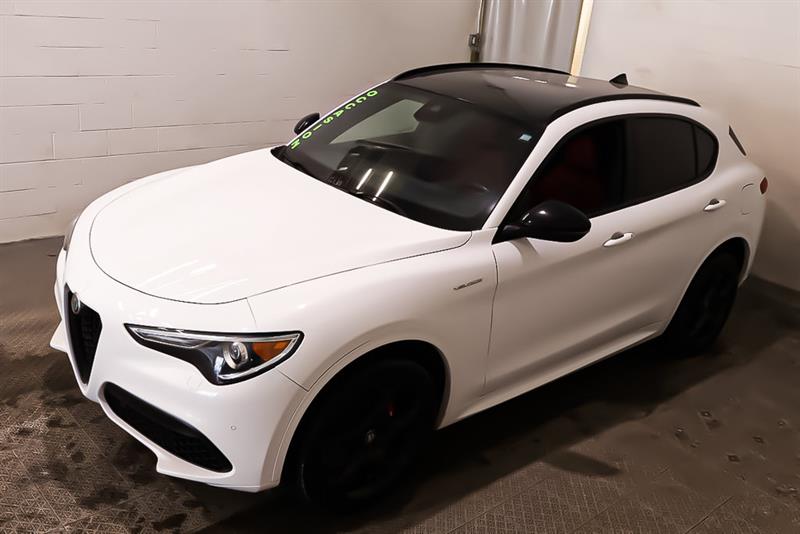 alfa romeo Stelvio 2023 - 2