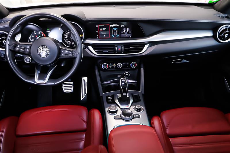 alfa romeo Stelvio 2023 - 11