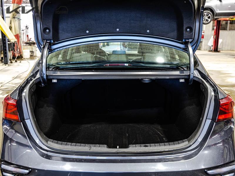 2019 Kia Forte - Image 14