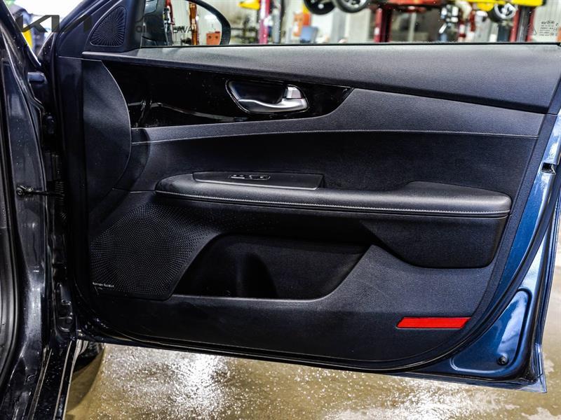 2019 Kia Forte - Image 15