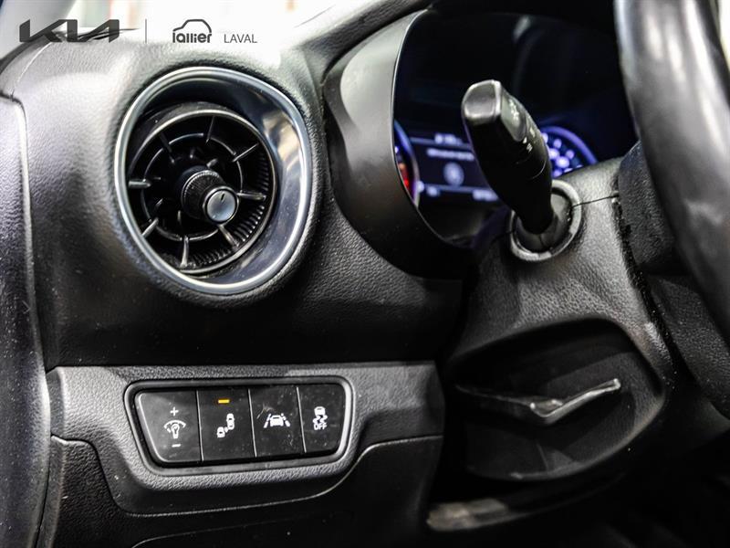 2019 Kia Forte - Image 20