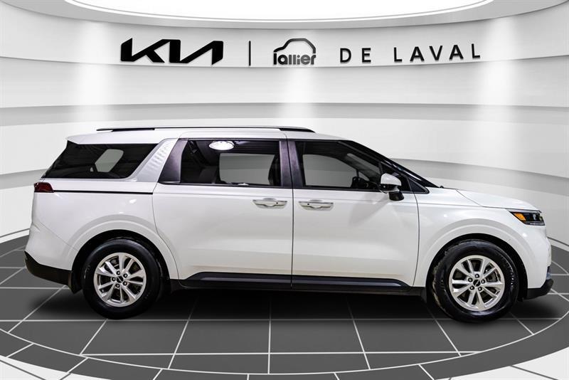 2023 Kia Carnival - Image 10
