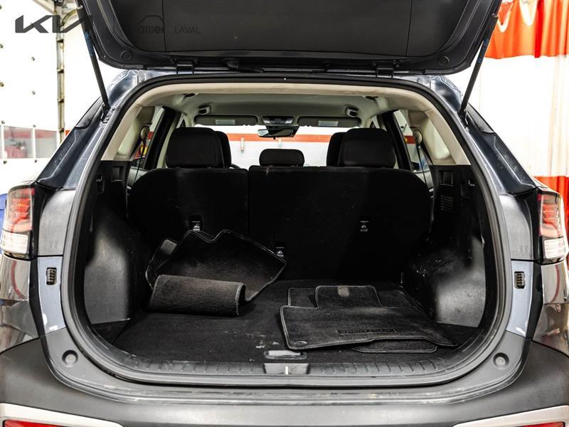 2023 Kia Sportage - Image 12