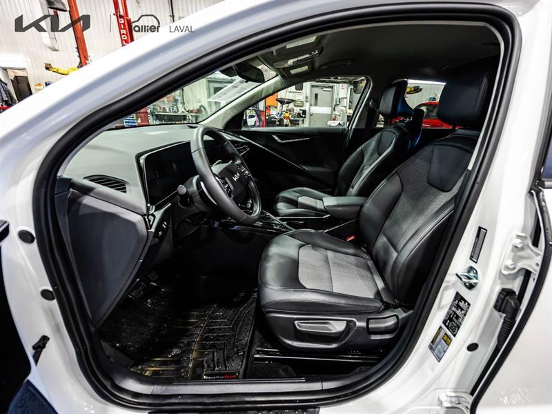 2025 Kia Niro - Image 18