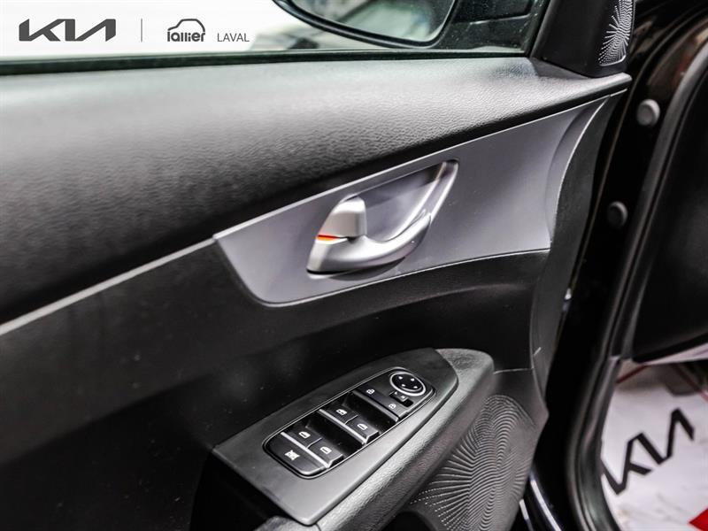 2023 Kia Forte - Image 13