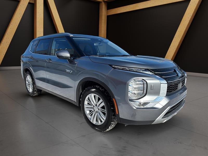 2024 Mitsubishi Outlander - Image 6