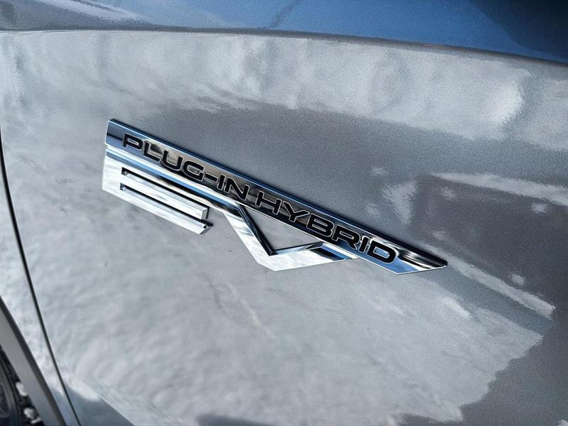 2024 Mitsubishi Outlander - Image 11