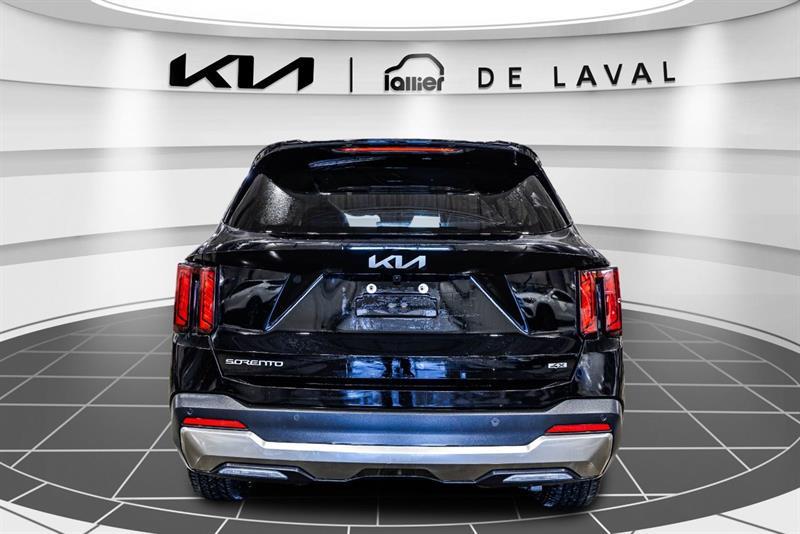 2025 Kia Sorento - Image 7