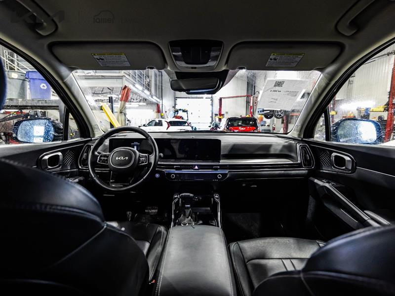2025 Kia Sorento - Image 9