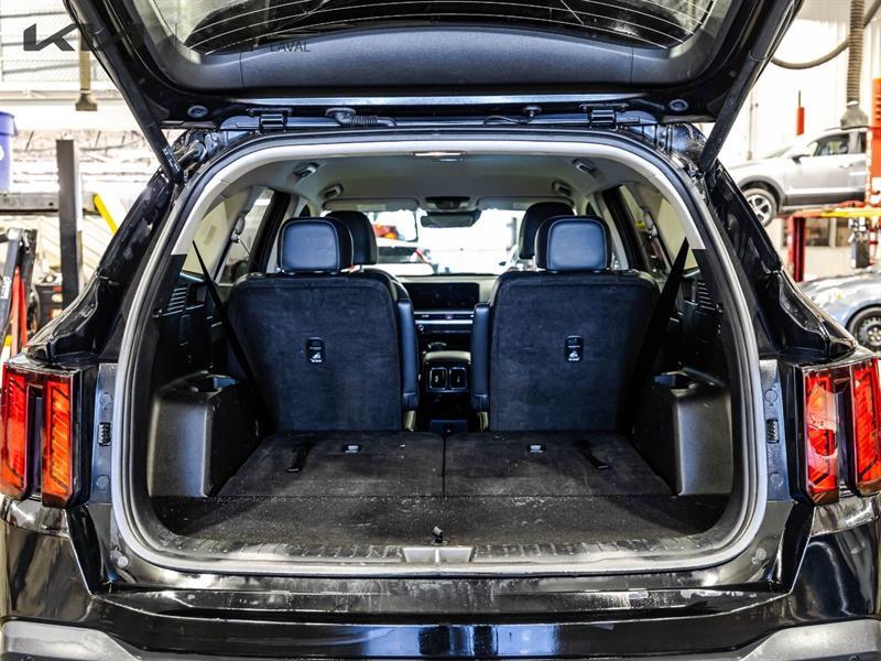 2025 Kia Sorento - Image 11
