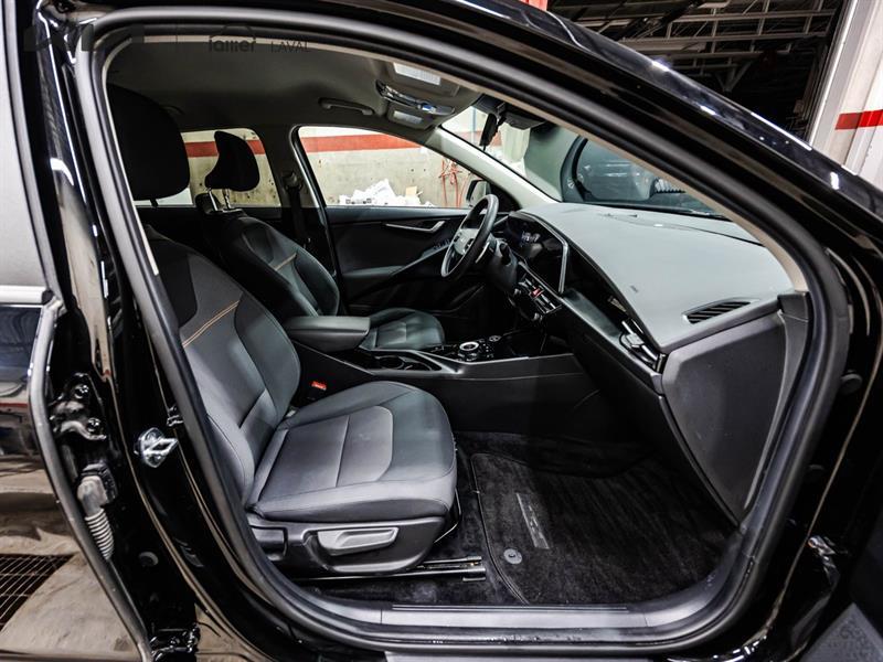 2023 Kia Niro - Image 13