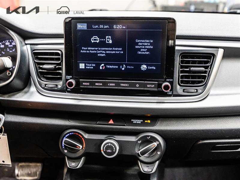 2021 Kia Rio - Image 16