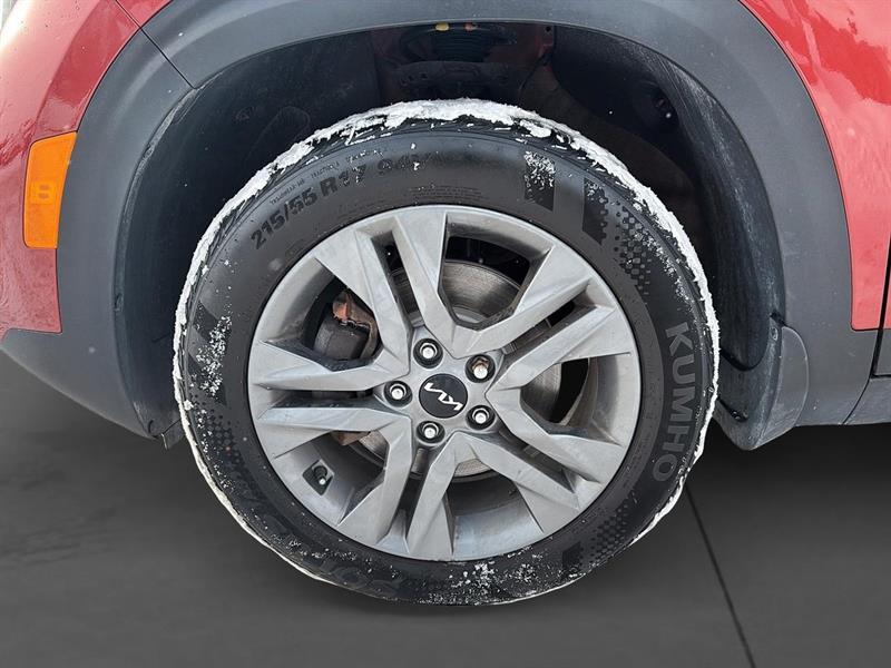 2022 Kia Seltos - Image 7