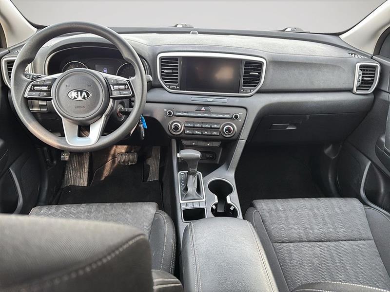 2022 Kia Sportage - Image 11
