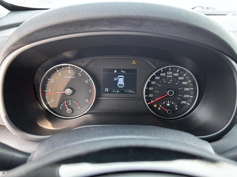 2022 Kia Sportage - Image 14
