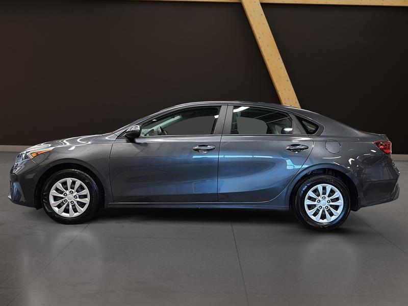 2022 Kia Forte - Image 2