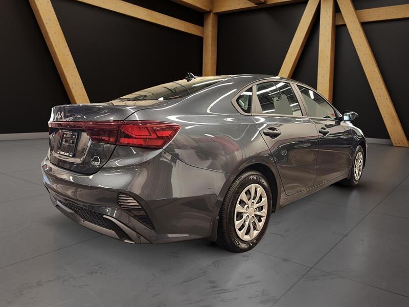 2022 Kia Forte - Image 5