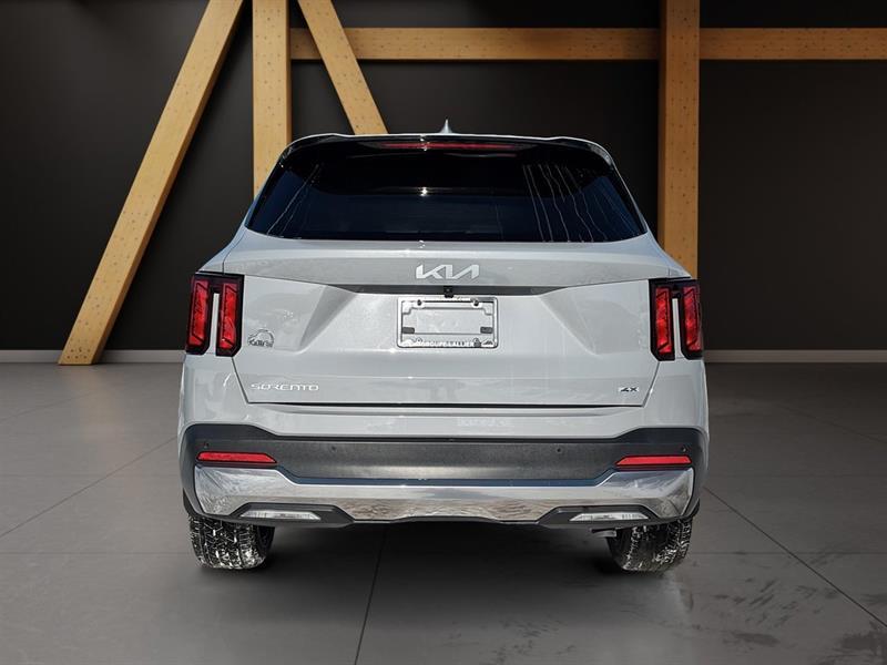 2025 Kia Sorento - Image 6