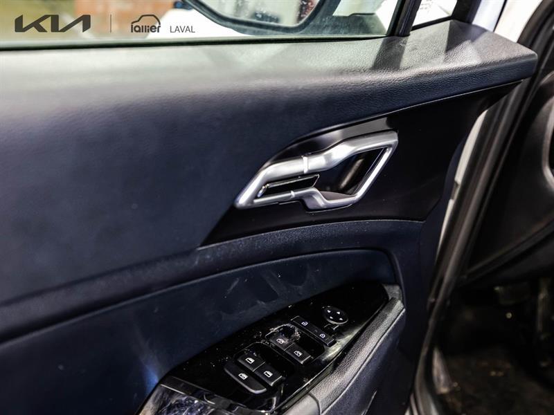 2024 Kia Sportage - Image 15